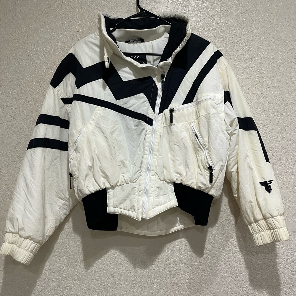 Vintage Retro TYROLIA Ski wear Puffer Jacket Coat
